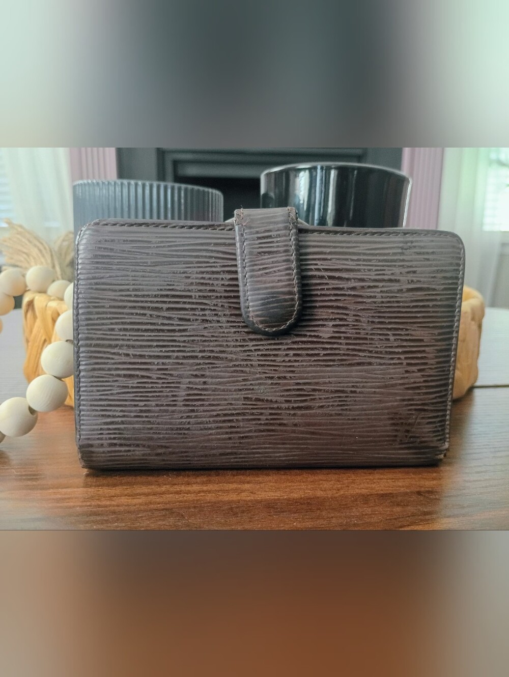 AUTHENTIC VINTAGE LOUIS VUITTON KISS LOCK CHOCOLATE BROWN EPI WALLET 🤎